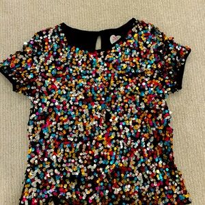 Selling a cute stylish kids top!🪩🎀